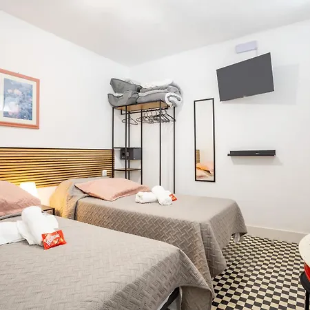 Gar House By Bed & Breakfast